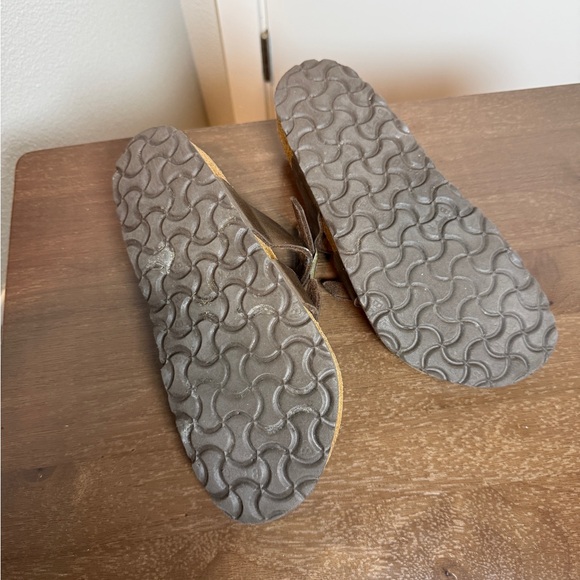 BIRKENSTOCK - Women's Mayari Footbed Sandal - Picture 4 of 4